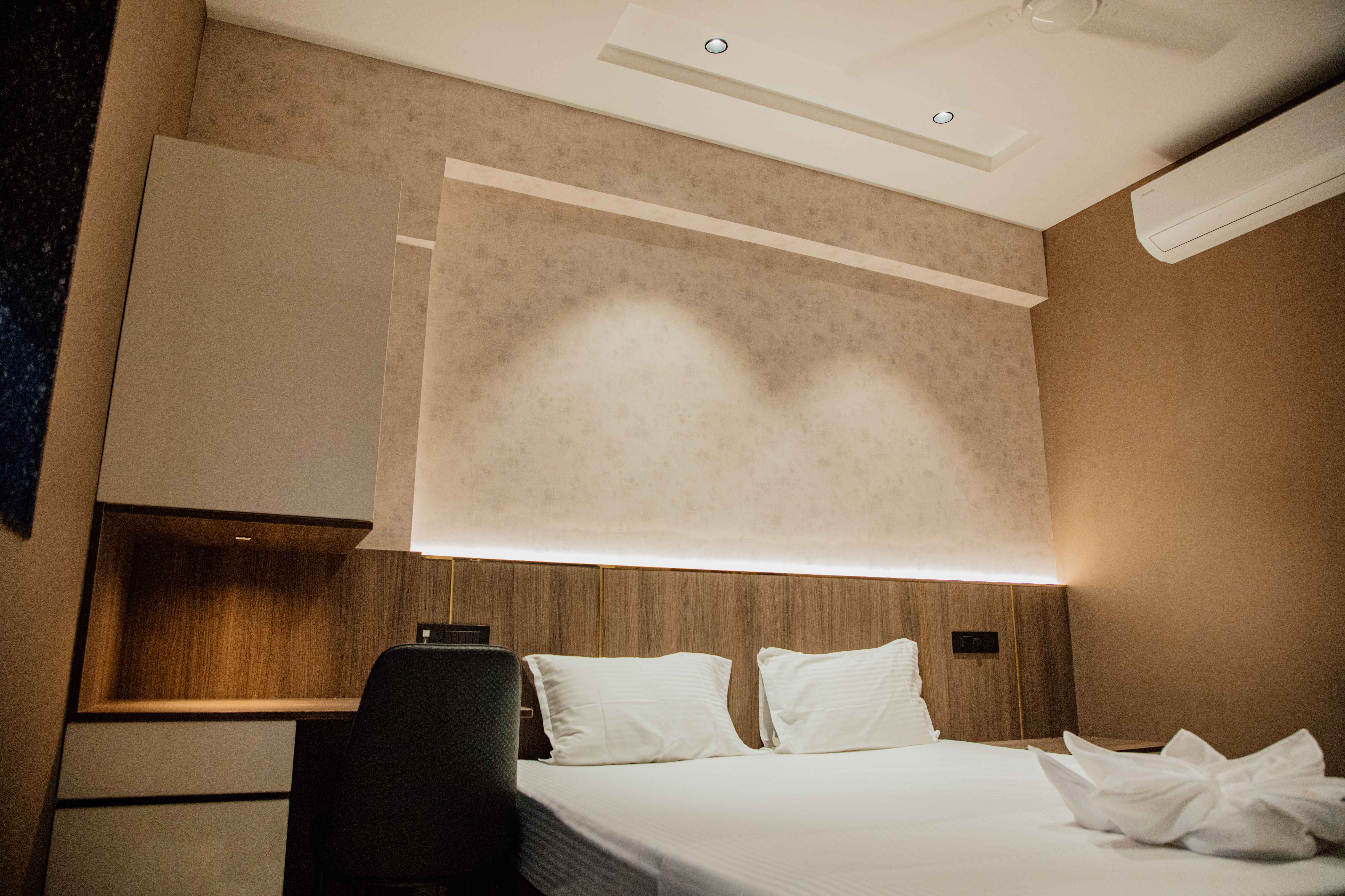 Executive Room Image 2